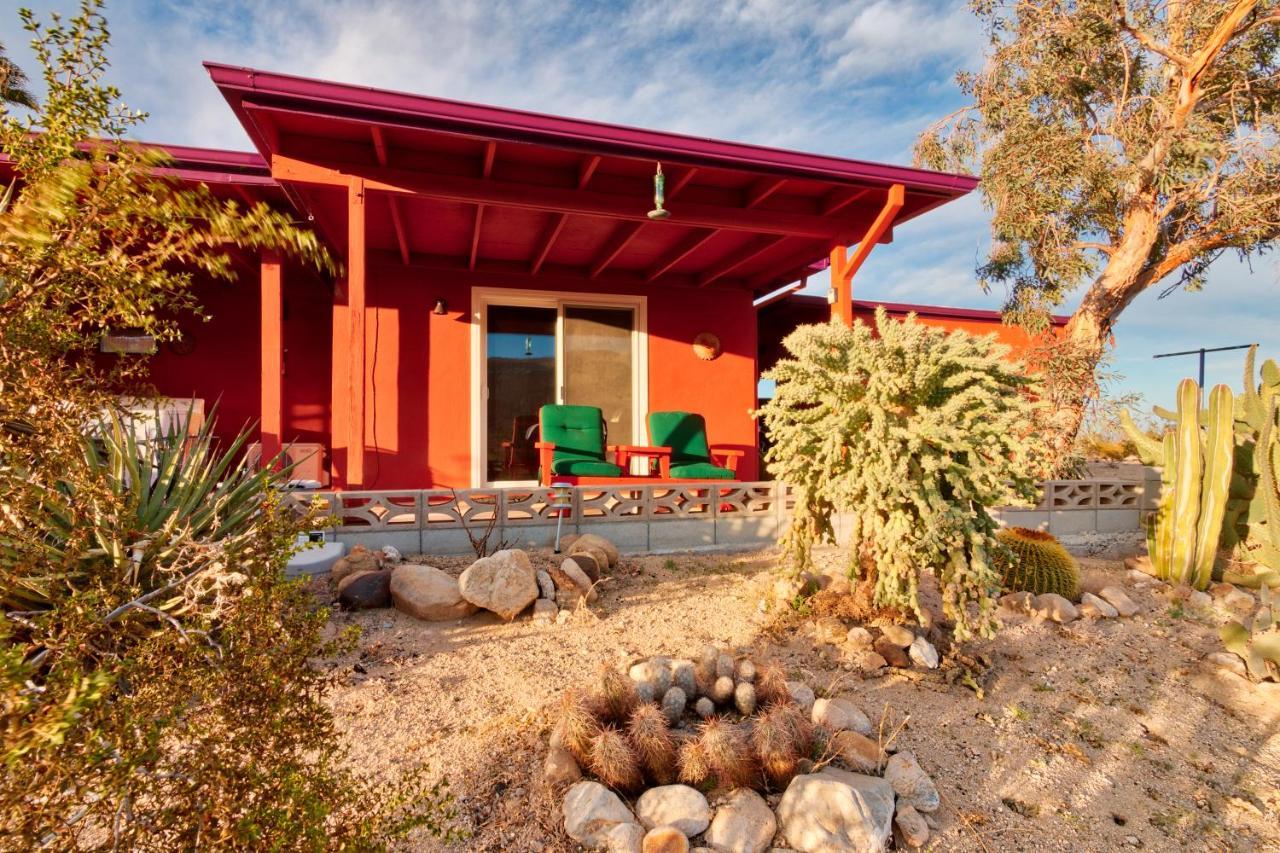 Chuck'S Cabin In A Joshua Tree Community Twentynine Palms Esterno foto